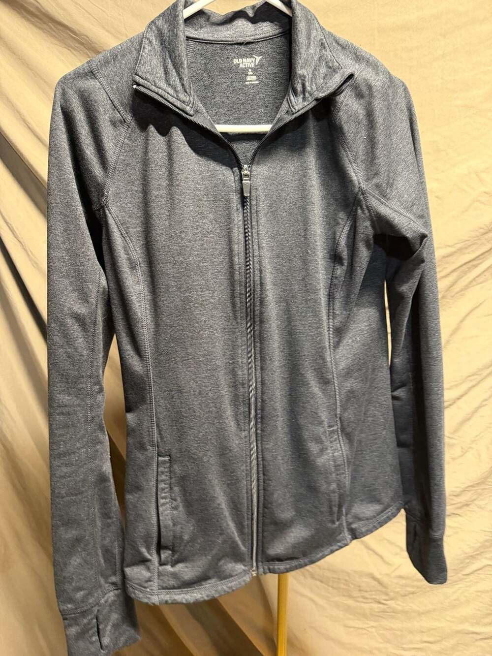 018 Old Navy Active Go-Dry Heathered Grey Full-Zip Athletic Jacket with Thumbhol